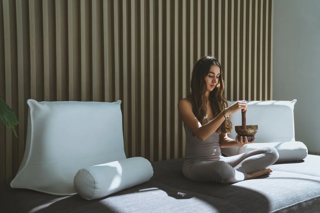 Sound healing with singing bowls